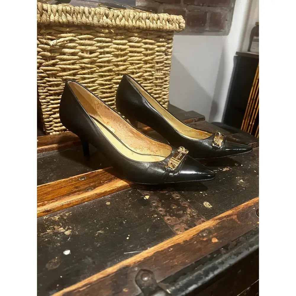 Coach Black Leather Patent Cap Toe Pumps 7.5 Y2K Office Siren Heels